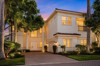 996 Sanibel Drive, Hollywood, FL 33019