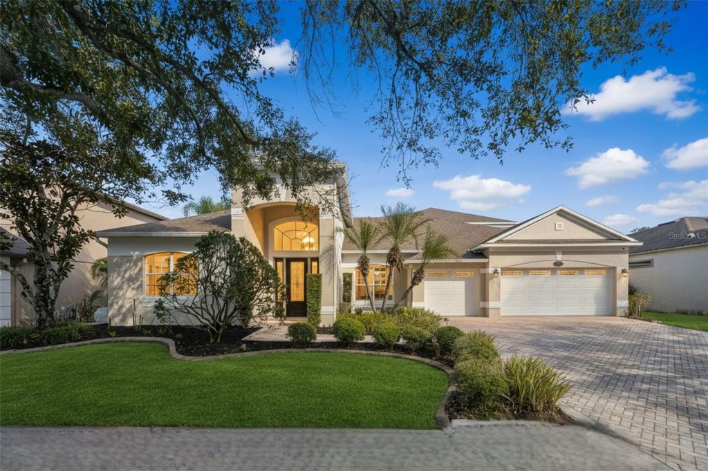 Image 1 of property listing at 2535 TETON STONE RUN, Orlando, FL 32828