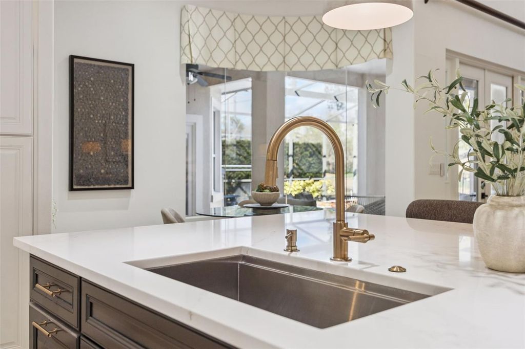 Image 14 of property listing at 2535 TETON STONE RUN, Orlando, FL 32828