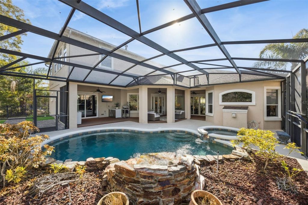 Image 3 of property listing at 2535 TETON STONE RUN, Orlando, FL 32828