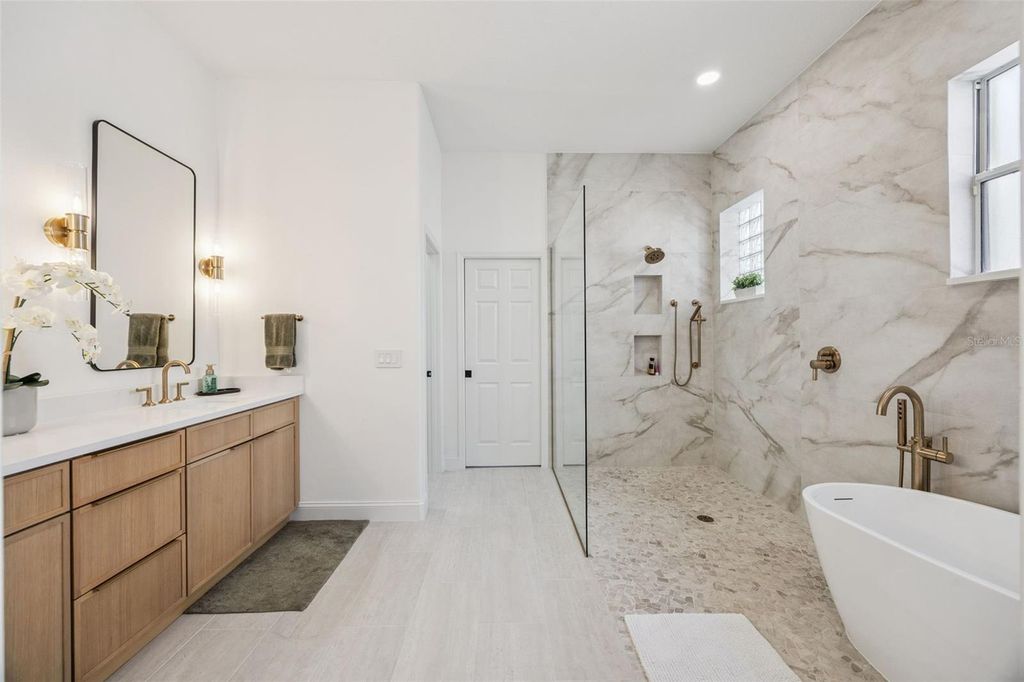 Image 26 of property listing at 2535 TETON STONE RUN, Orlando, FL 32828