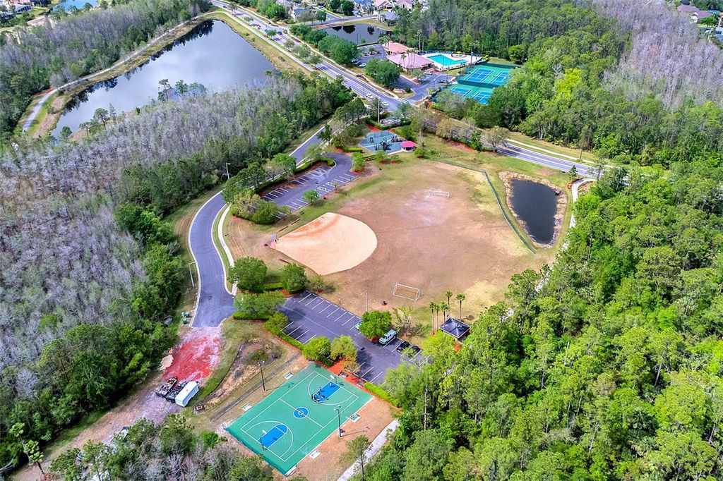 Image 71 of property listing at 2535 TETON STONE RUN, Orlando, FL 32828