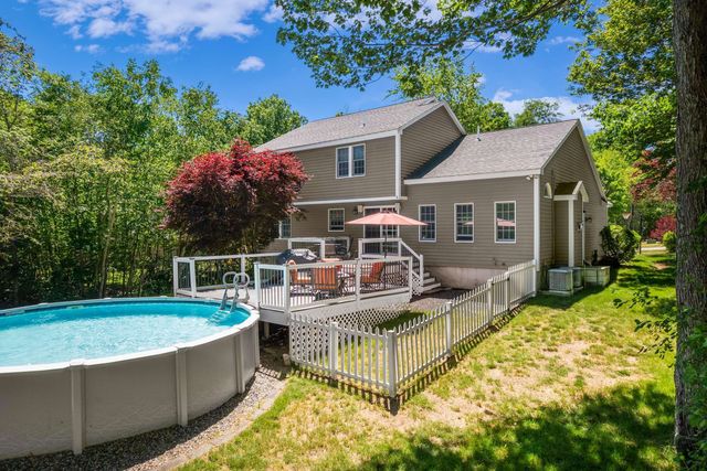 3 Meadowlark Drive, York, ME 03909