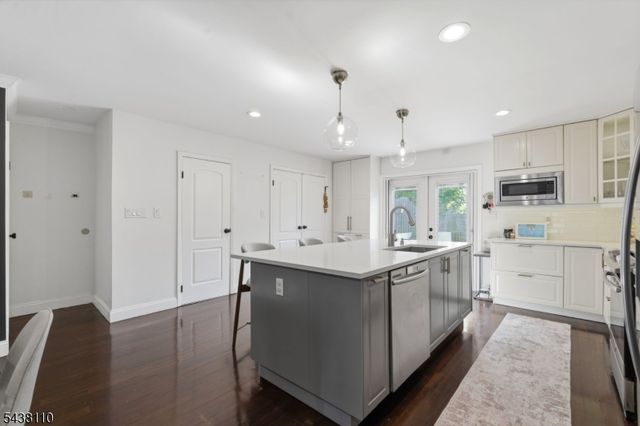251 Mount Pleasant Ave, Newark City, NJ 07104