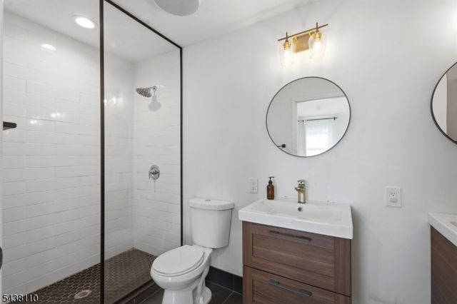 251 Mount Pleasant Ave, Newark City, NJ 07104