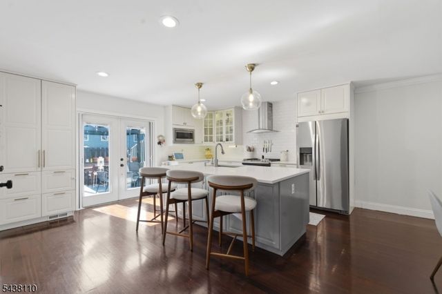 251 Mount Pleasant Ave, Newark City, NJ 07104