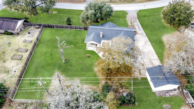 3405 Longherridge Drive, Pearland, TX 77581