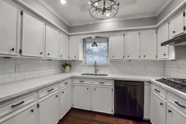 3405 Longherridge Drive, Pearland, TX 77581