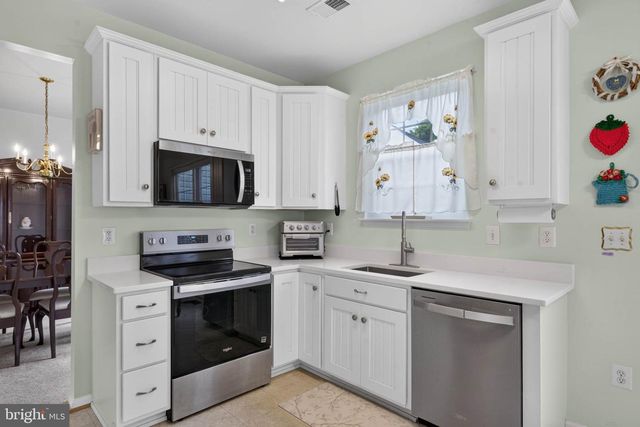 12521 ROYAL CROWN DR, Germantown, MD 20876
