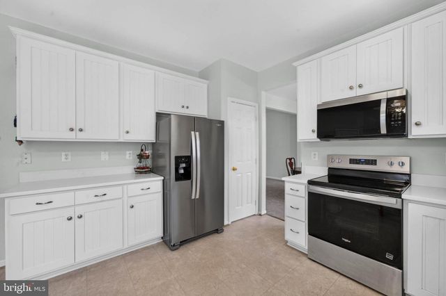 12521 ROYAL CROWN DR, Germantown, MD 20876