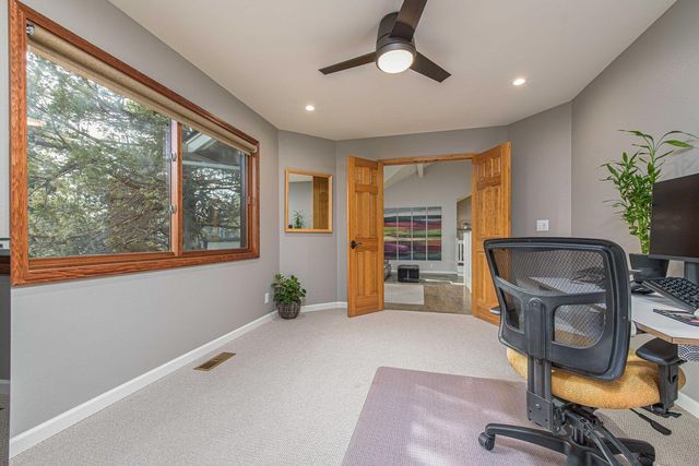 1648 NW Summit Drive, Bend, OR 97703