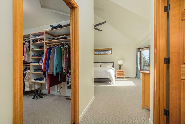 1648 NW Summit Drive, Bend, OR 97703