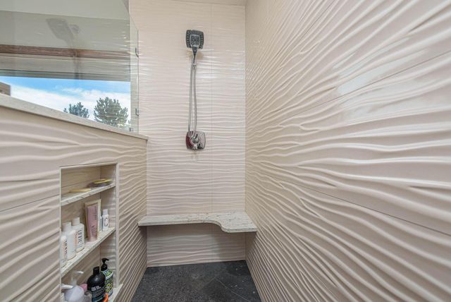 1648 NW Summit Drive, Bend, OR 97703