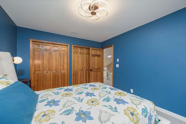 1648 NW Summit Drive, Bend, OR 97703