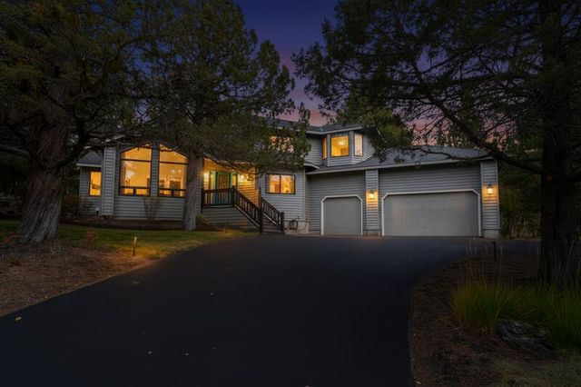 1648 NW Summit Drive, Bend, OR 97703