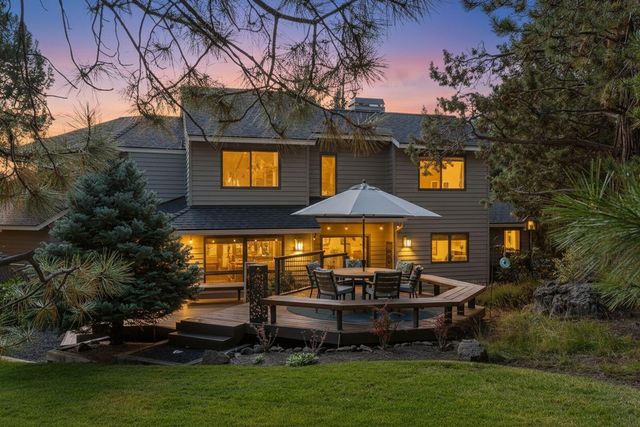 1648 NW Summit Drive, Bend, OR 97703