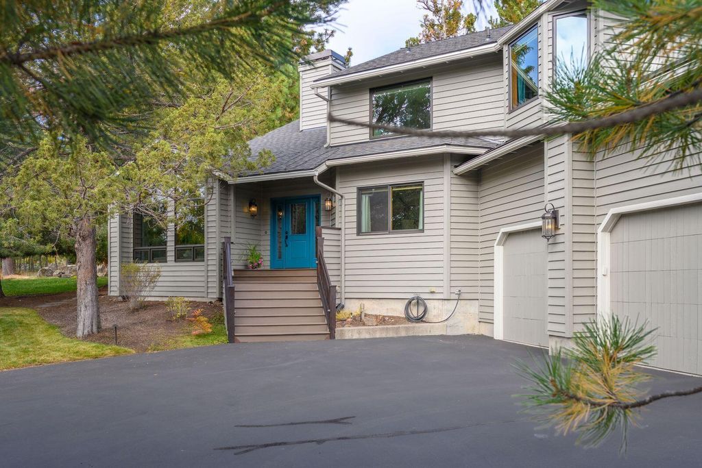 1648 NW Summit Drive, Bend, OR 97703