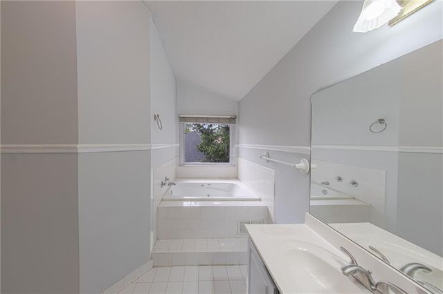 722 Thornapple Trail, Lawrenceville, GA 30046