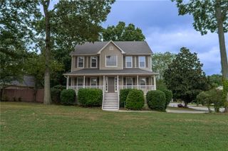 722 Thornapple Trail, Lawrenceville, GA 30046