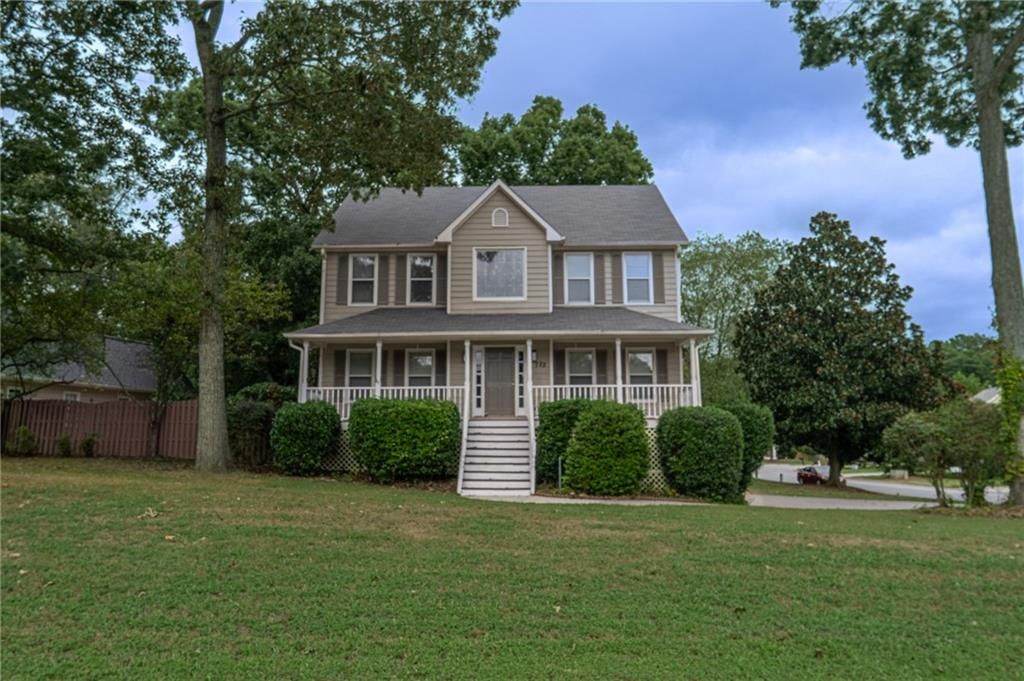 722 Thornapple Trail, Lawrenceville, GA 30046
