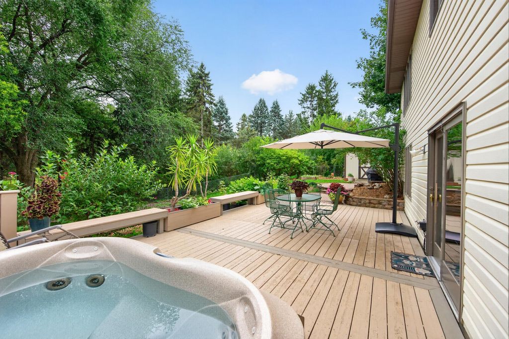 7948 Blanchard Way, Inver Grove Heights, MN 55076 — exterior
