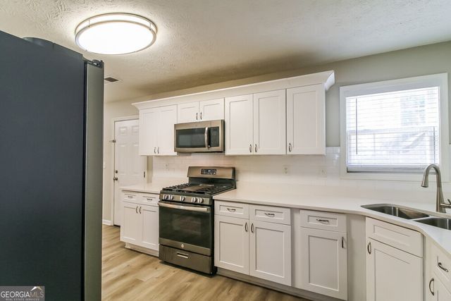 2951 Highland Park Circle C, Lithonia, GA 30038