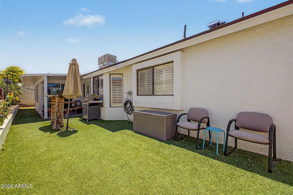 Image 10 of property listing at 3310 E CLARK Road, Phoenix, AZ 85050