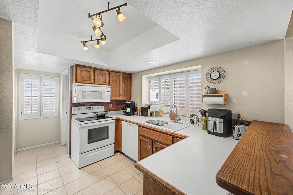 Image 3 of property listing at 3310 E CLARK Road, Phoenix, AZ 85050