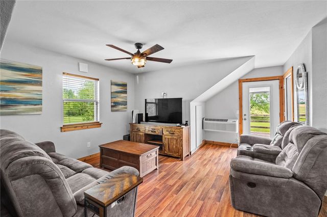 1113 NW Peterson Road, Bentonville, AR 72713