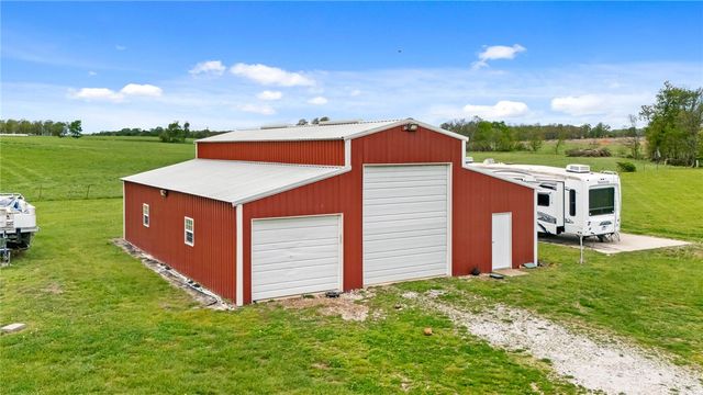1113 NW Peterson Road, Bentonville, AR 72713