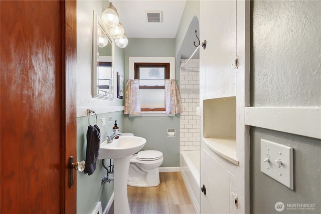 1121 Chester Avenue, Bremerton, WA 98337