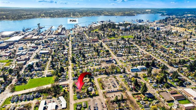 1121 Chester Avenue, Bremerton, WA 98337