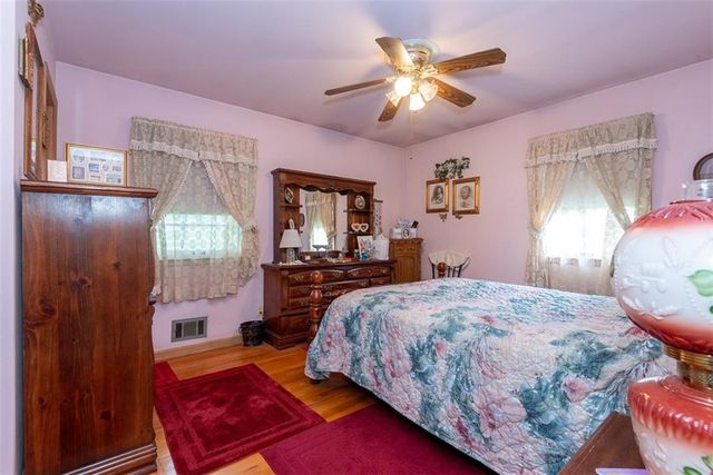 7226 Edgewood Boulevard, Shawnee, KS 66203