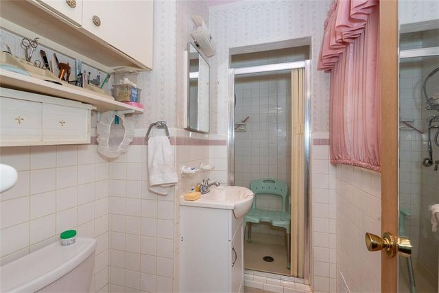 7226 Edgewood Boulevard, Shawnee, KS 66203