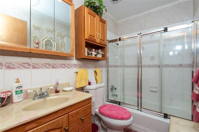 7226 Edgewood Boulevard, Shawnee, KS 66203