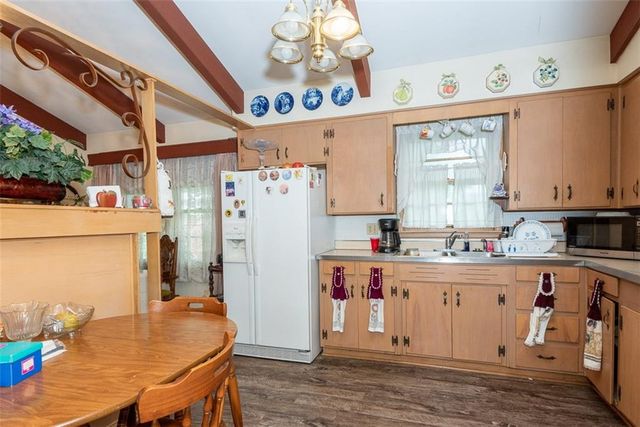 7226 Edgewood Boulevard, Shawnee, KS 66203