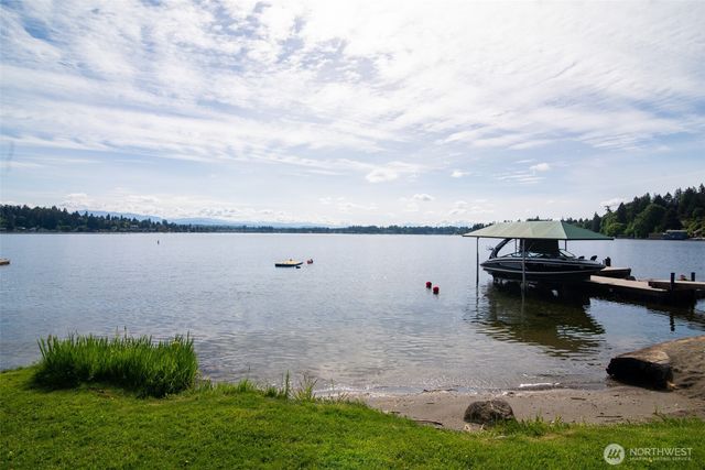 9407 15th Street NE, Lake Stevens, WA 98258