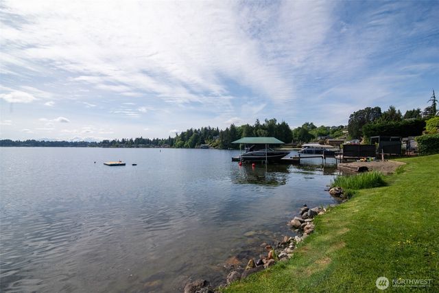9407 15th Street NE, Lake Stevens, WA 98258