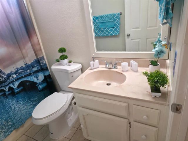 9111 Satinwood Avenue, California City, CA 93505
