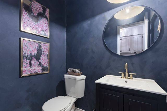 2604 Fallcreek Drive, Carrollton, TX 75006