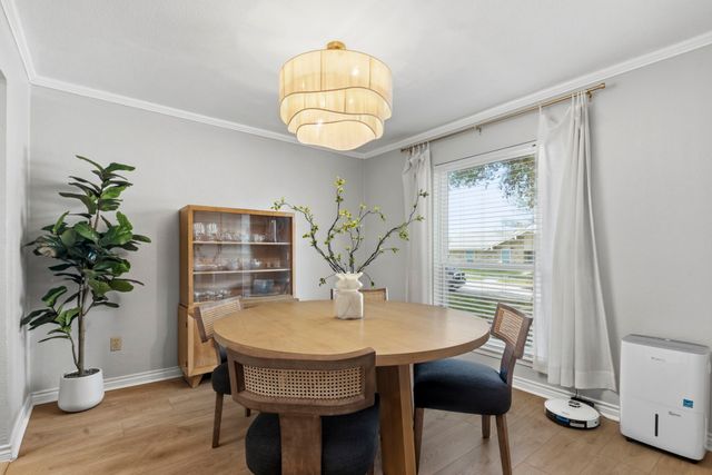 2604 Fallcreek Drive, Carrollton, TX 75006