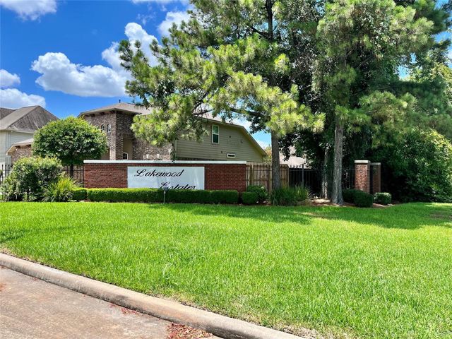 202 Almond Drive, Baytown, TX 77520