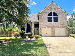 202 Almond Drive, Baytown, TX 77520