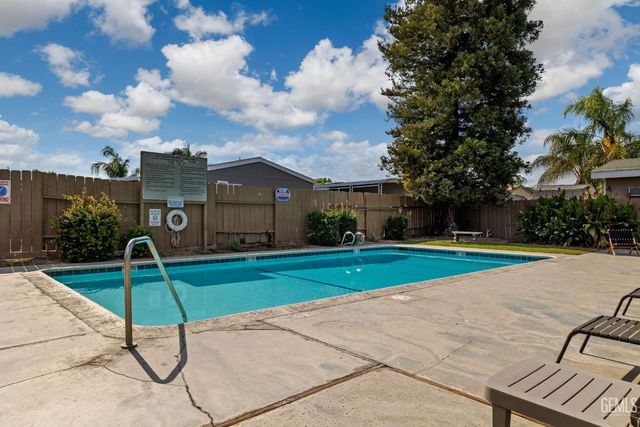 1301 Taft Highway 91, Bakersfield, CA 93307