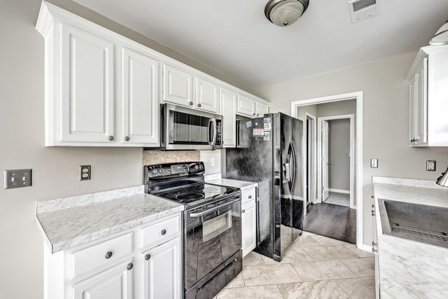 100 Bainsbury Lane, Summerville, SC 29483