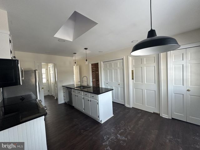 11 YORKRIDGE TRL, Hockessin, DE 19707