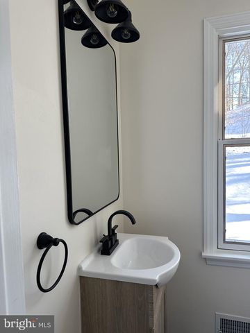 11 YORKRIDGE TRL, Hockessin, DE 19707