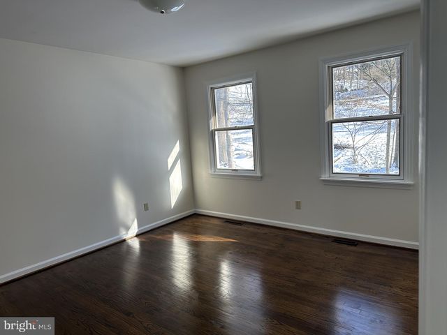 11 YORKRIDGE TRL, Hockessin, DE 19707