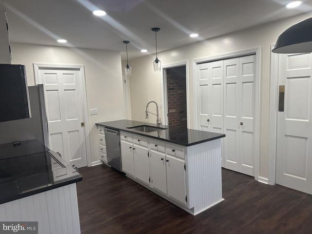 11 YORKRIDGE TRL, Hockessin, DE 19707