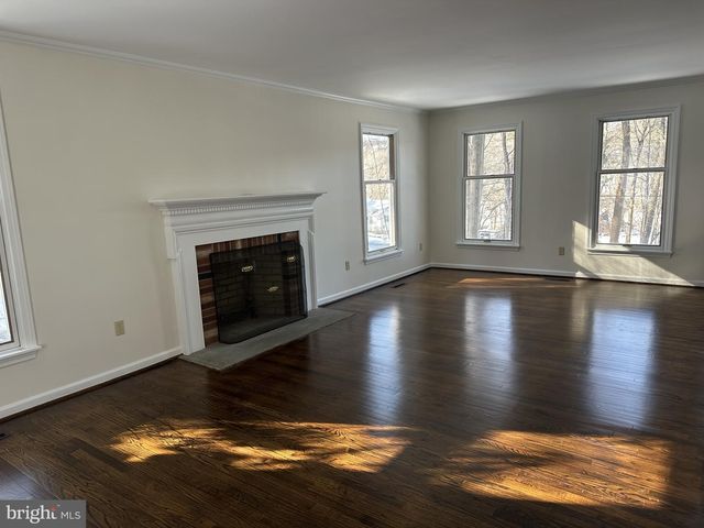 11 YORKRIDGE TRL, Hockessin, DE 19707